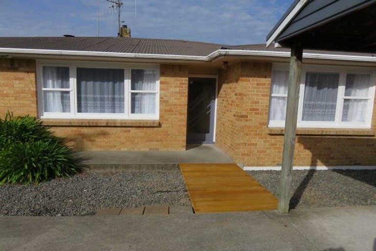 Photo of property in 10 Mccracken Avenue, Hillcrest, Hamilton, 3216