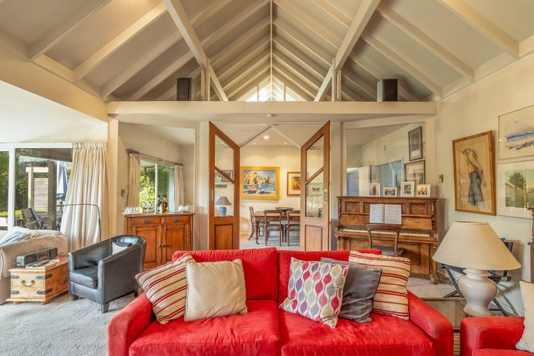 Photo of property in 166 Ilam Road, Ilam, Christchurch, 8041