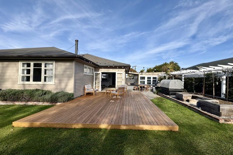 Photo of property in 15 Voss Street, Shirley, Christchurch, 8013