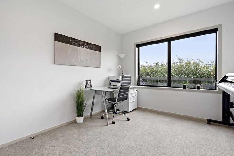 Photo of property in 16 Kaniera Terrace, Cambridge, 3434