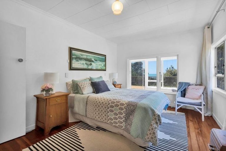 Photo of property in 20 Onaero Beach Road, Onaero, Waitara, 4383