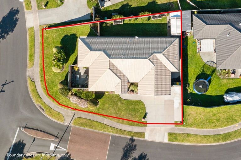 Photo of property in 1 Roxbury Place, Papamoa Beach, Papamoa, 3118
