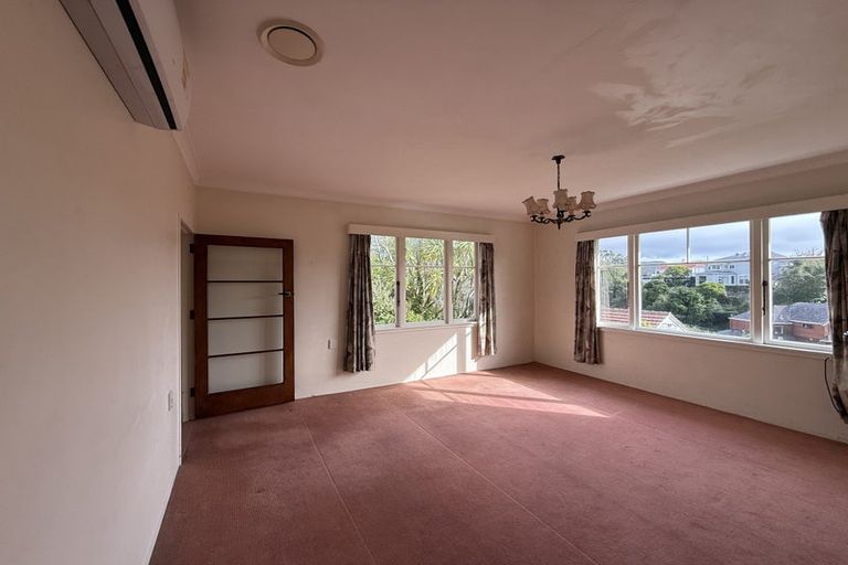 Photo of property in 90 Donald Street, Karori, Wellington, 6012