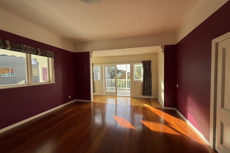 Photo of property in 53 Hornsey Road, Melrose, Wellington, 6023