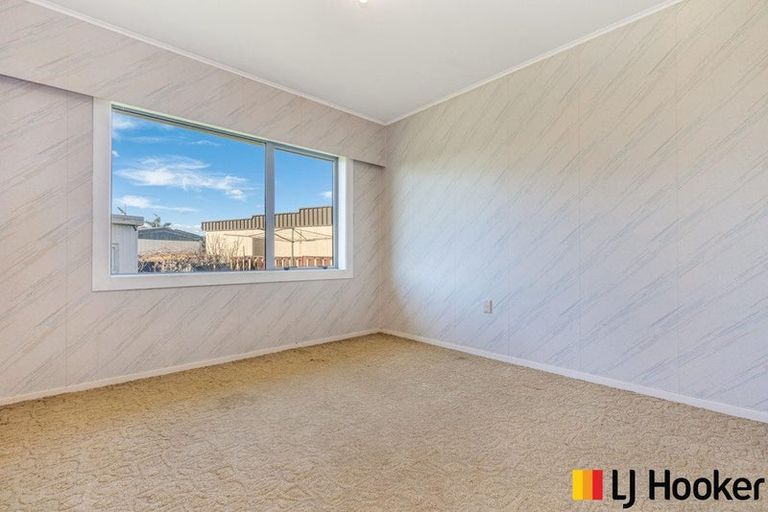 Photo of property in 236 Queen Street, Pukekohe, 2120