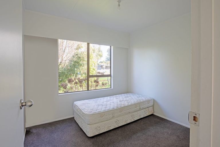 Photo of property in 9 Blake Street, Porangahau, 4291