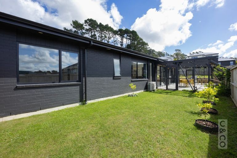 Photo of property in 6 Pukemarino Road, Waimauku, 0812