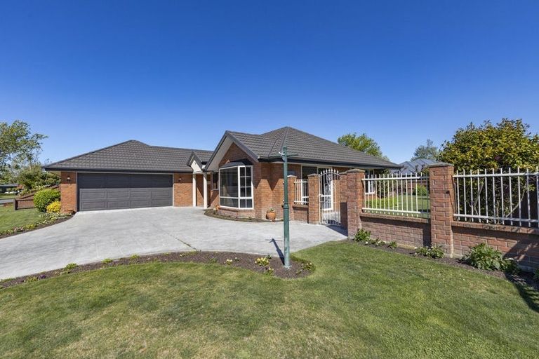Photo of property in 48 Glasnevin Drive, Casebrook, Christchurch, 8051