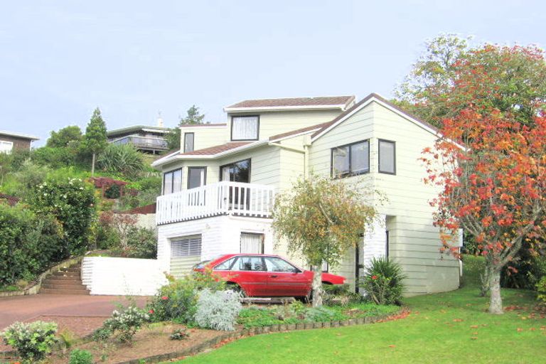 Photo of property in 28 Maori Hut Road, Red Beach, 0932