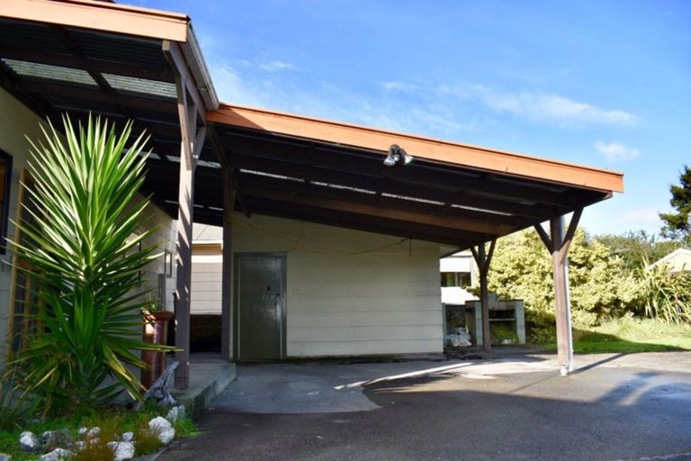 Photo of property in 60 Derby Street, Westport, 7825