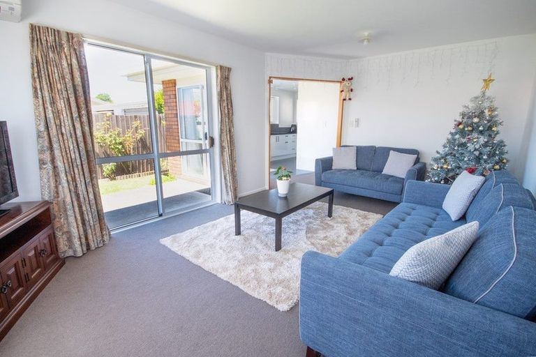 Photo of property in 3/5 Broadbent Street, Riccarton, Christchurch, 8041