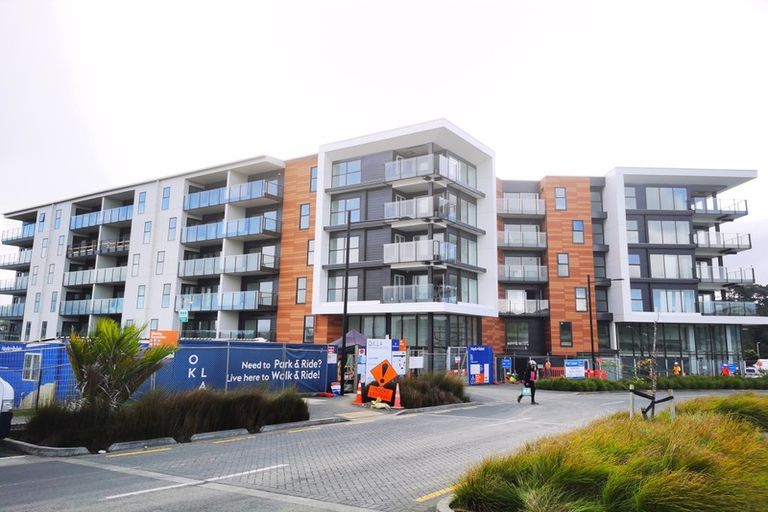 Photo of property in 214/3 Kaipiho Lane, Albany, Auckland, 0632