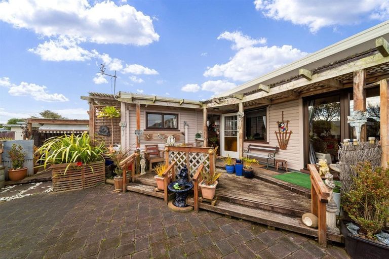 Photo of property in 288 South Road, Hawera, 4610