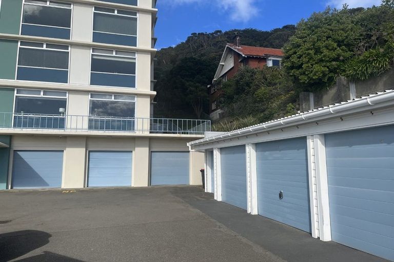 Photo of property in Jerningham Apartments, 20 Oriental Terrace, Oriental Bay, Wellington, 6011