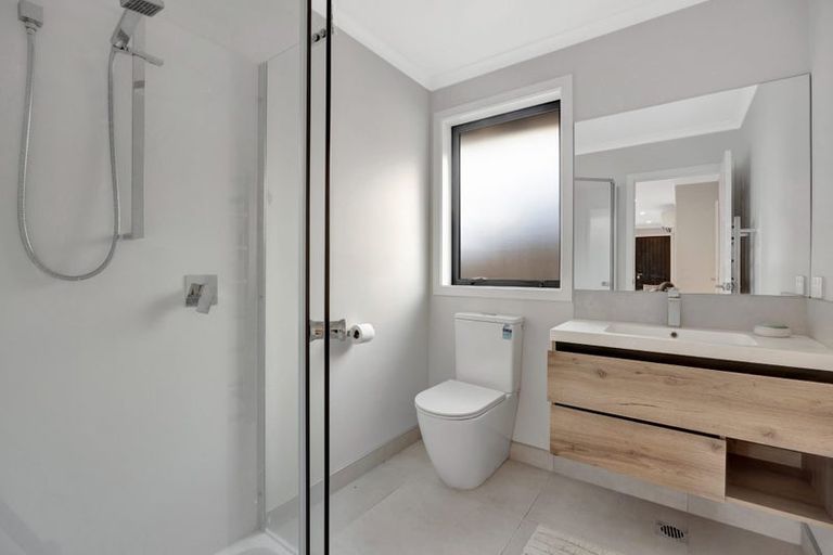 Photo of property in 2u2 Grange Avenue, Nawton, Hamilton, 3200