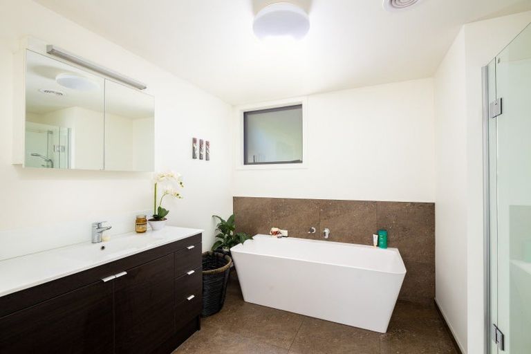 Photo of property in 531 Frankley Road, Hurworth, New Plymouth, 4371