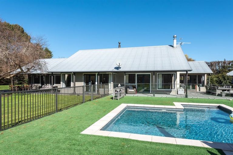 Photo of property in 104 Neeves Road, Kaiapoi, 7691