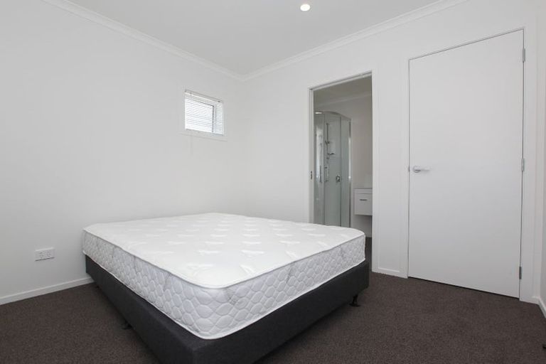 Photo of property in 7u2 Burrows Place, Frankton, Hamilton, 3204