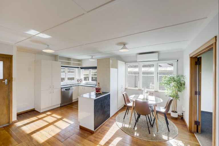 Photo of property in 29 Harpham Street, Taradale, Napier, 4112