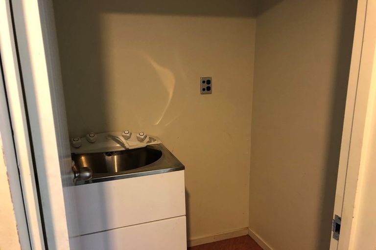 Photo of property in 99 Stottholm Road, Titirangi, Auckland, 0604