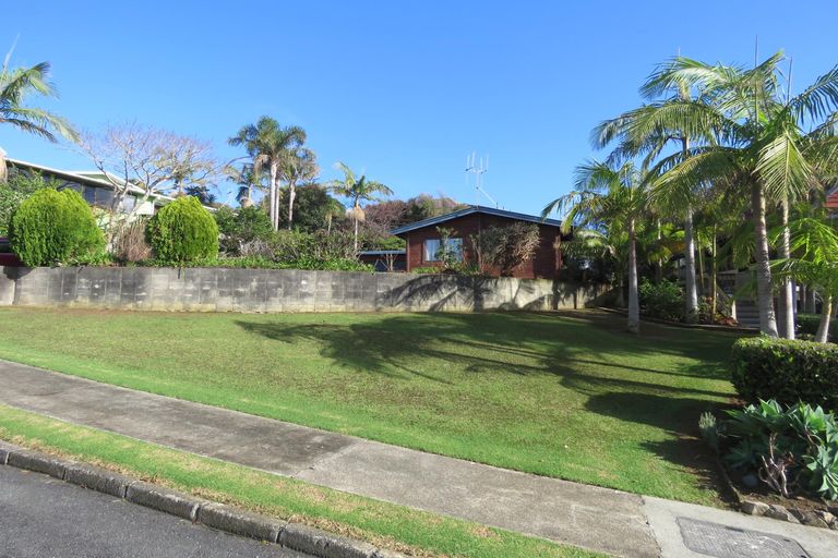 Photo of property in 51 Stratford Drive, Cable Bay, 0420
