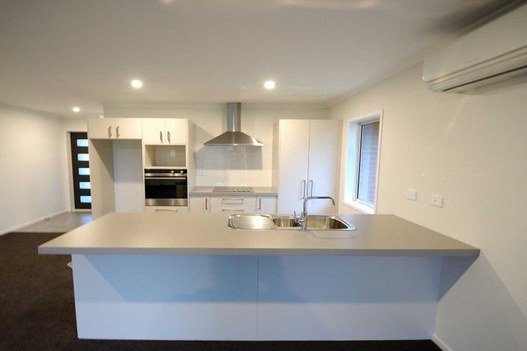 Photo of property in 27 Flint Road, Rolleston, 7614