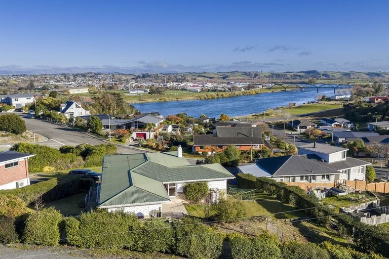Photo of property in 1 Saint Andrew Place, Balclutha, 9230