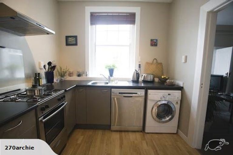 Photo of property in Blythswood Flats, 12/3f Aro Street, Aro Valley, Wellington, 6021