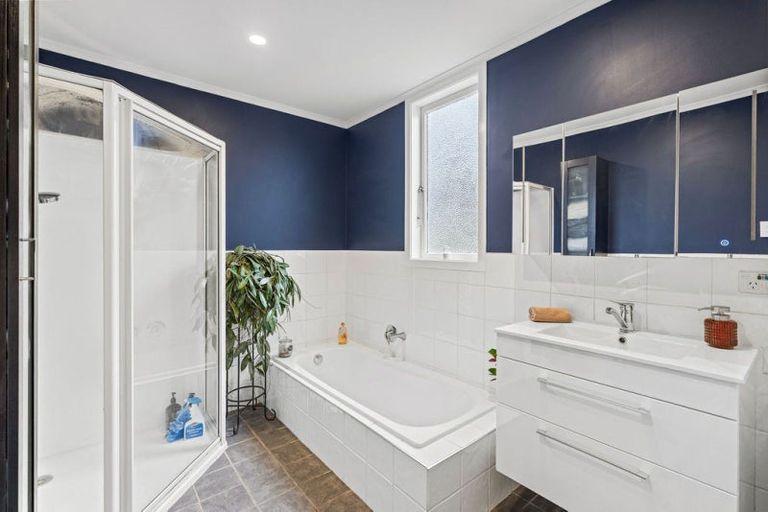 Photo of property in 21 Glenn Street, Castlecliff, Whanganui, 4501