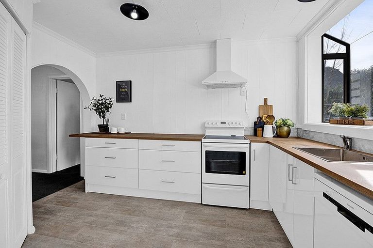 Photo of property in 39a Portia Street, Stratford, 4332