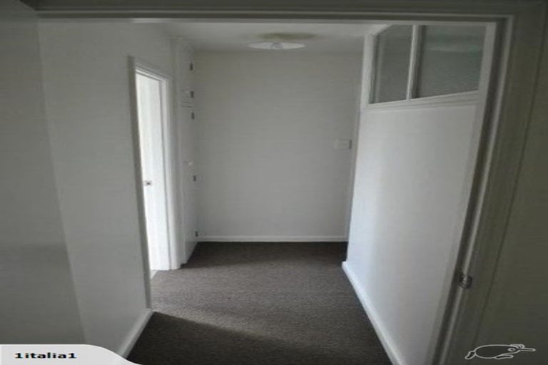 Photo of property in 4/34 Holly Road, St Albans, Christchurch, 8014