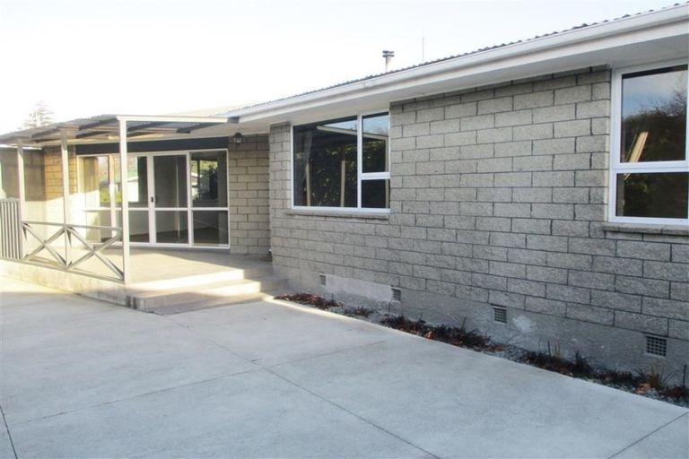 Photo of property in 13 Ruakaka Street, Hornby, Christchurch, 8042