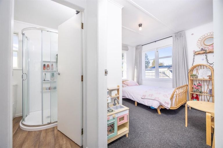 Photo of property in 17 Whitaker Street, Kihikihi, Te Awamutu, 3800