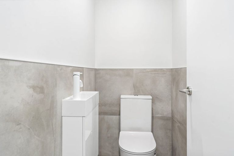 Photo of property in 20 First Avenue, Avenues, Whangarei, 0110