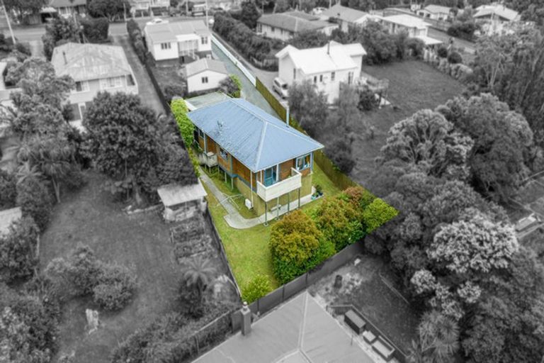 Photo of property in 96b Rosier Road, Glen Eden, Auckland, 0602