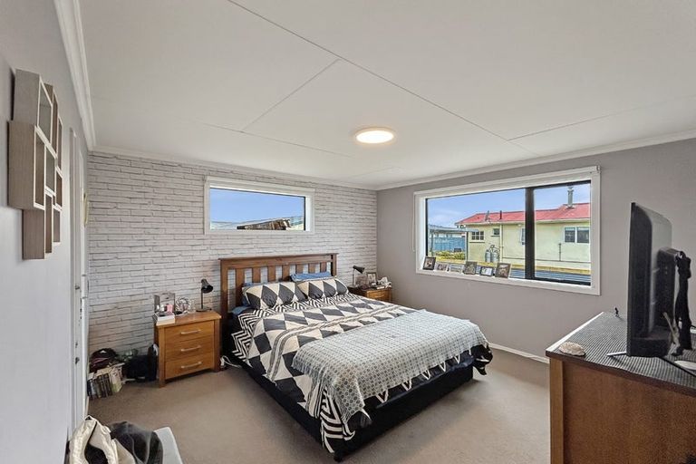 Photo of property in 19 Charlton Road, Gore, 9710