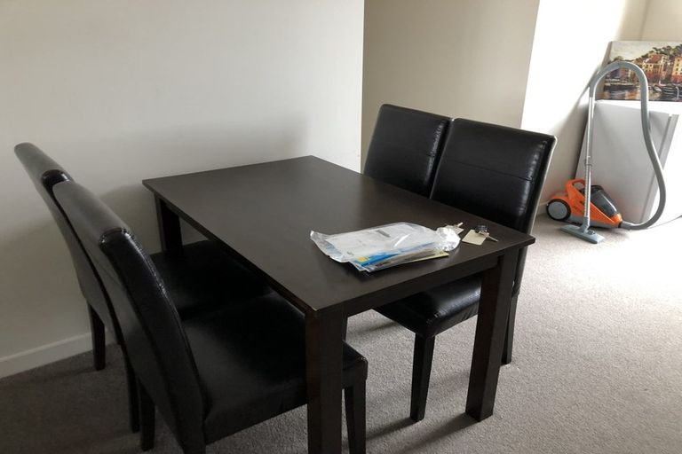 Photo of property in Royal Court Apartments, 1193unit Hinemoa Street, Rotorua, 3010