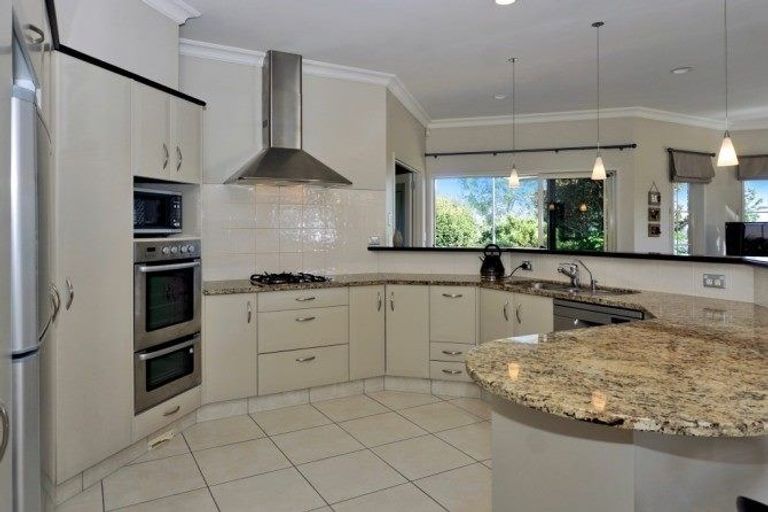 Photo of property in 7 Troy Place, Te Puke, 3119