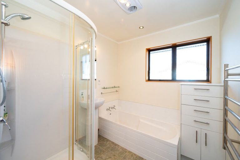 Photo of property in 3 Omega Place, Parkvale, Hastings, 4122