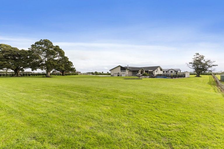 Photo of property in 75 Waimanu Awa Road, Runciman, Drury, 2579