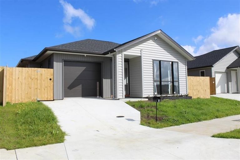 Photo of property in 10 Olivia Road, Pukekohe, 2120