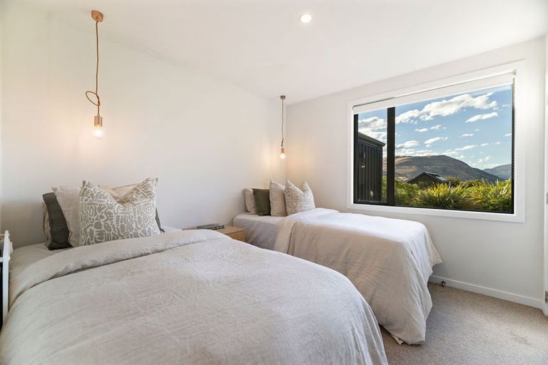 Photo of property in 3 Caithness Court, Jacks Point, Queenstown, 9371