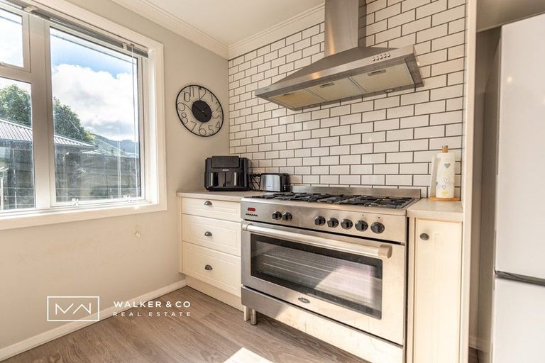 Photo of property in 21 Hudson Avenue, Ebdentown, Upper Hutt, 5018