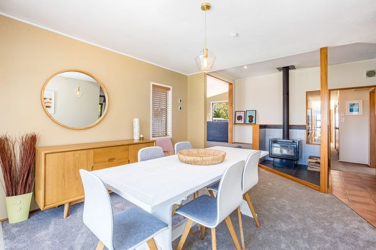 Photo of property in 45 Mana View Road, Paremata, Porirua, 5026