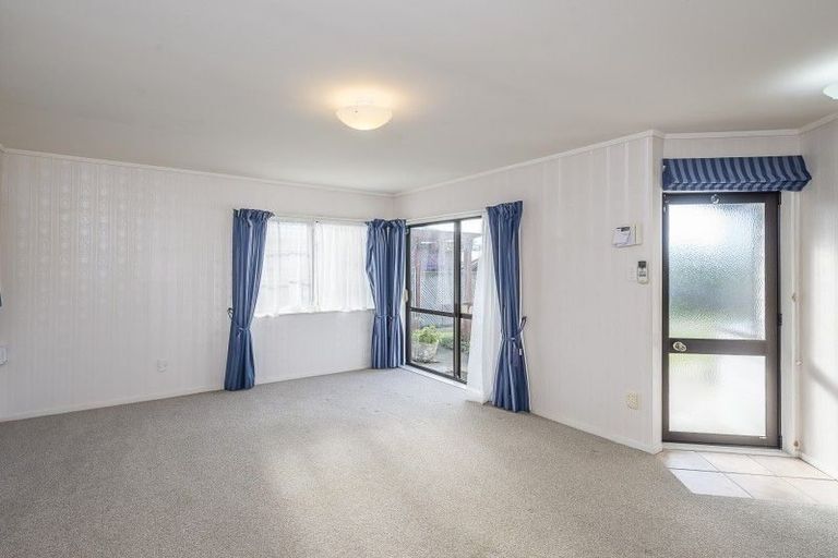 Photo of property in 46 Bluegum Road, Paraparaumu Beach, Paraparaumu, 5032