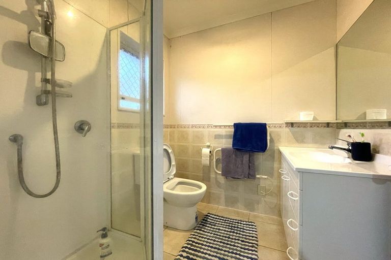 Photo of property in 7 Mullagh Place, East Tamaki Heights, Auckland, 2016