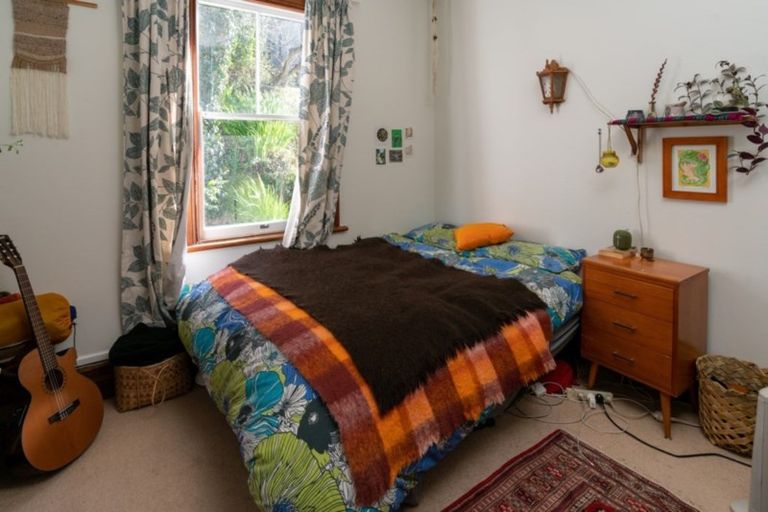 Photo of property in 94 Rolleston Street, Mount Cook, Wellington, 6021