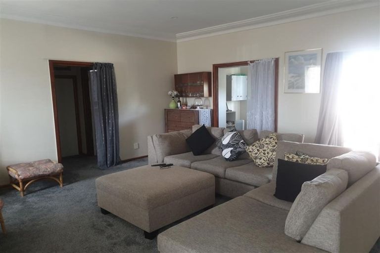 Photo of property in 47b Churchill Avenue, Manurewa, Auckland, 2102