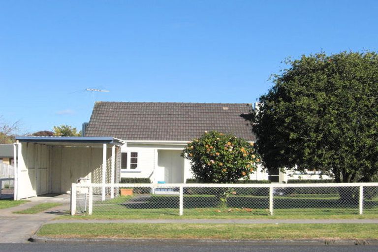 Photo of property in 23 Kelvin Road, Papakura, 2110