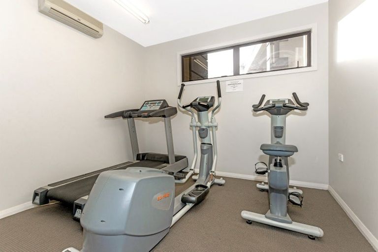 Photo of property in 211/2 Reads Quay, Gisborne, 4010